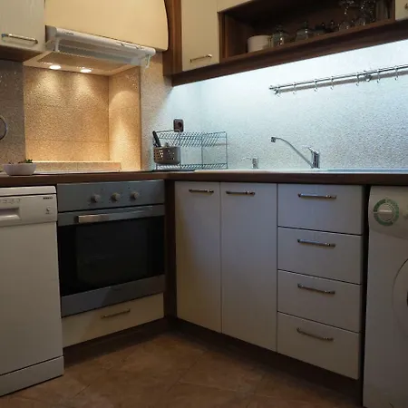 Yoana アパート *