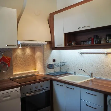 Yoana アパート *