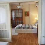 Apartament Yoana Warna